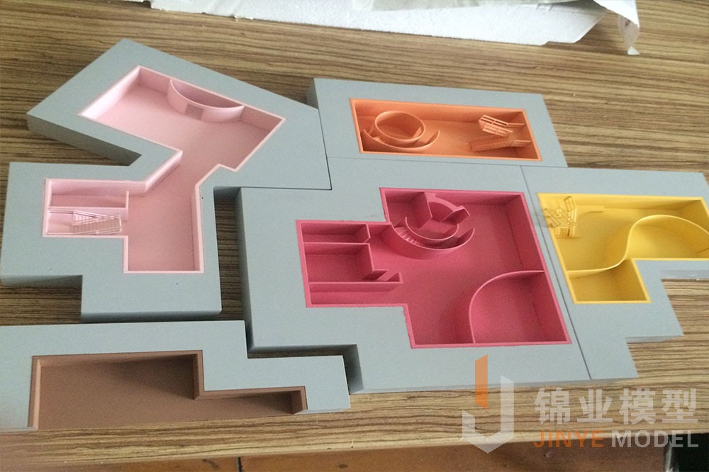 學(xué)生比業(yè)設(shè)計(jì)模型制作過(guò)程